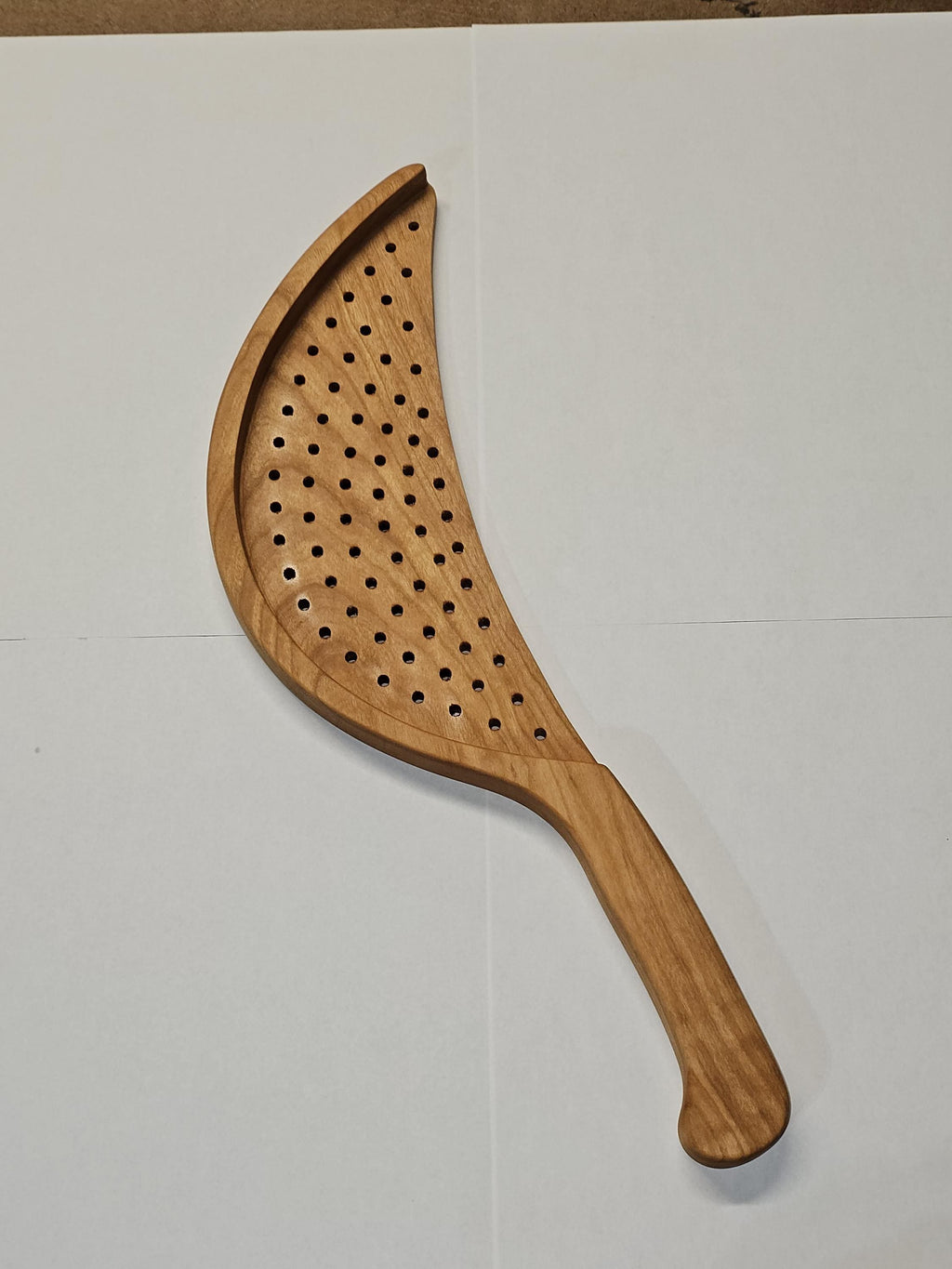 Wooden Pot Strainer Template – DIY Kitchen Tool Woodworking Plan PDF – finished wood project photo