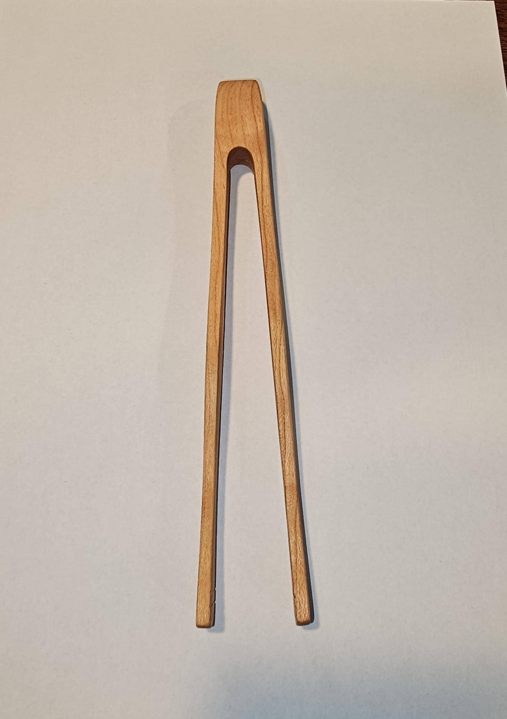 Wooden Toast Tongs Template – DIY Woodworking Plan PDF – detail shot