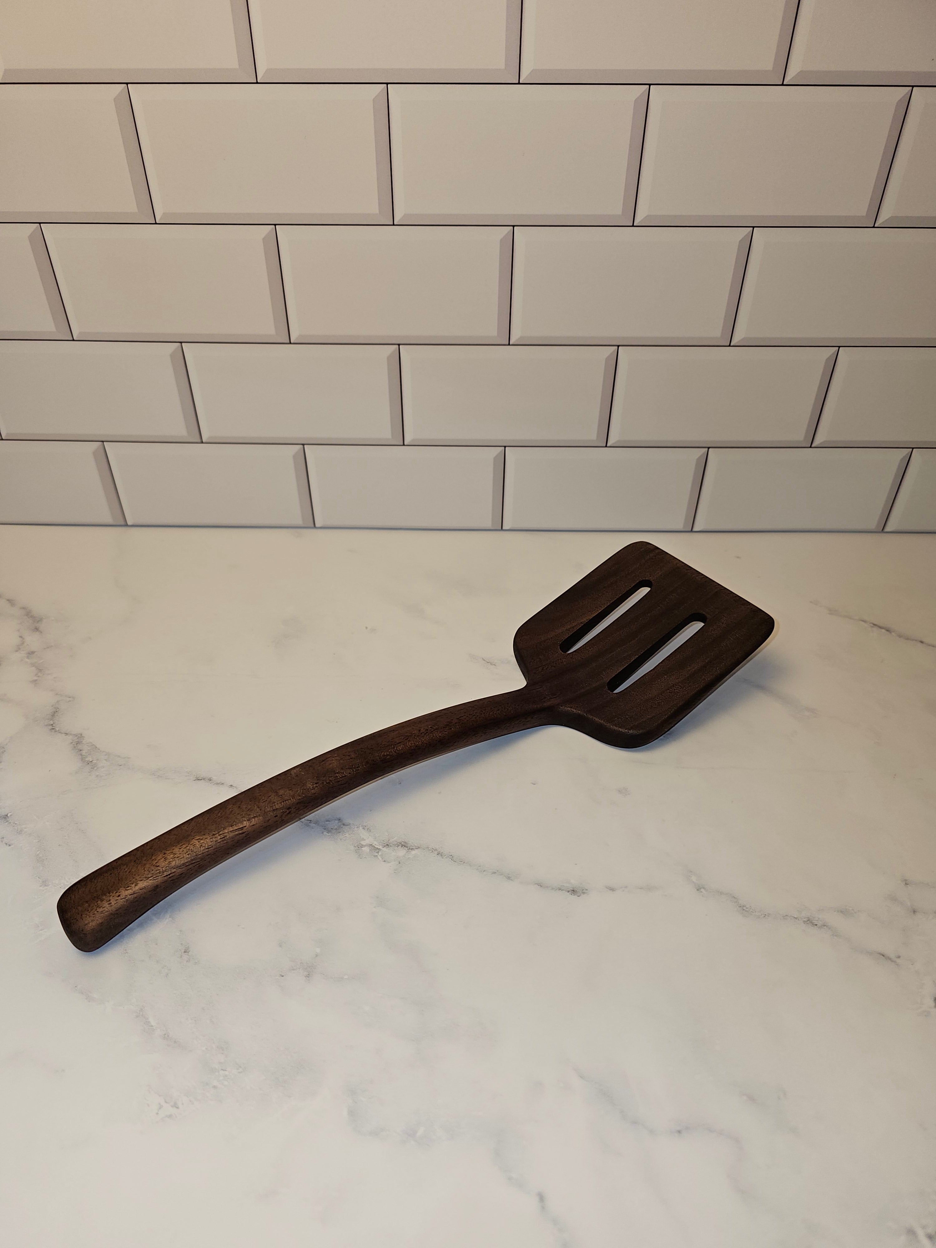 Wooden Burger Flipper Template | DIY Wood Spatula Woodworking Plans PDF – alternate angle