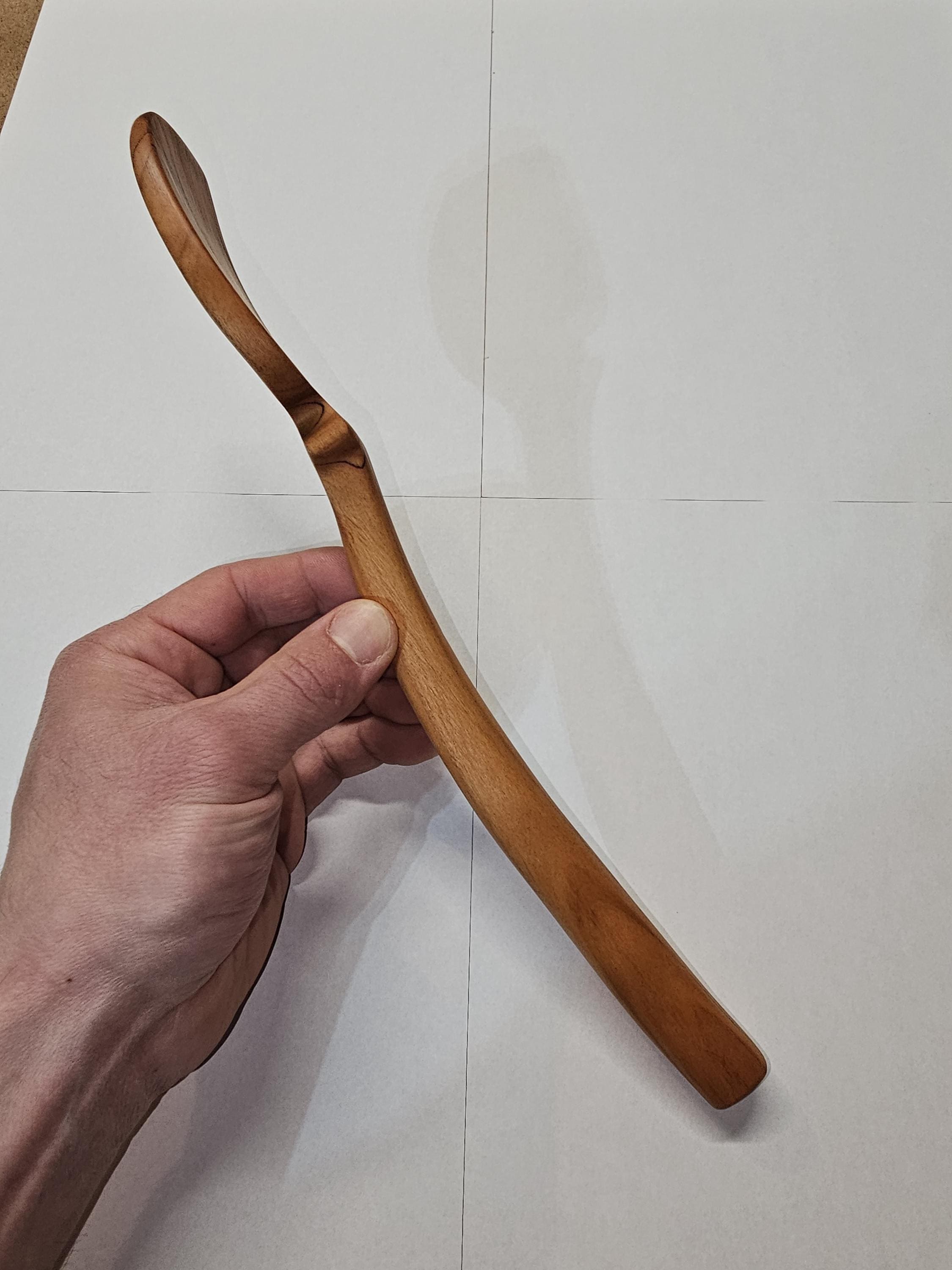 Wooden Bowl Scraper Spatula Template – DIY Woodworking Plan PDF – detail shot