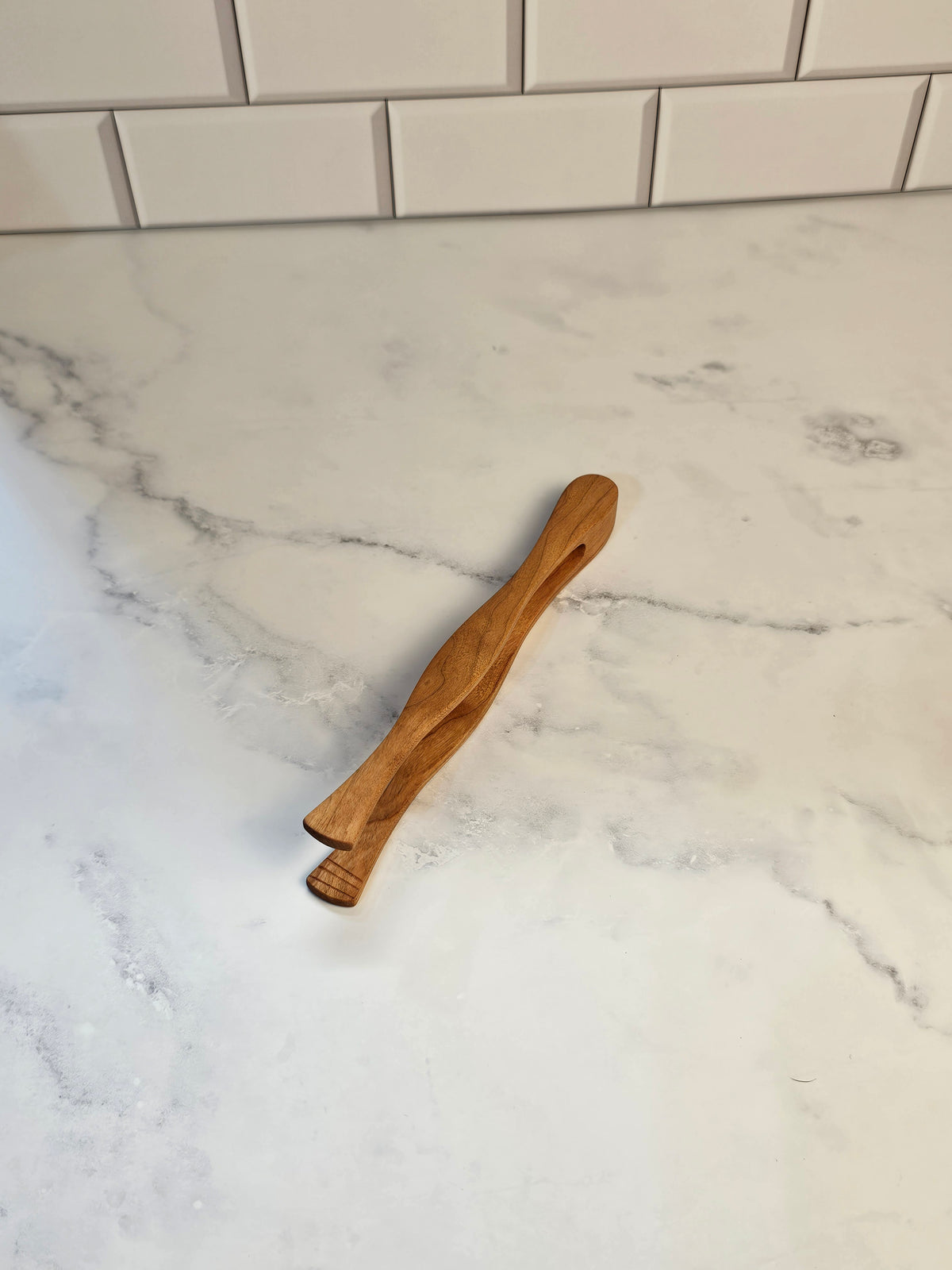 Wooden Toast Tongs Template – DIY Woodworking Plan PDF